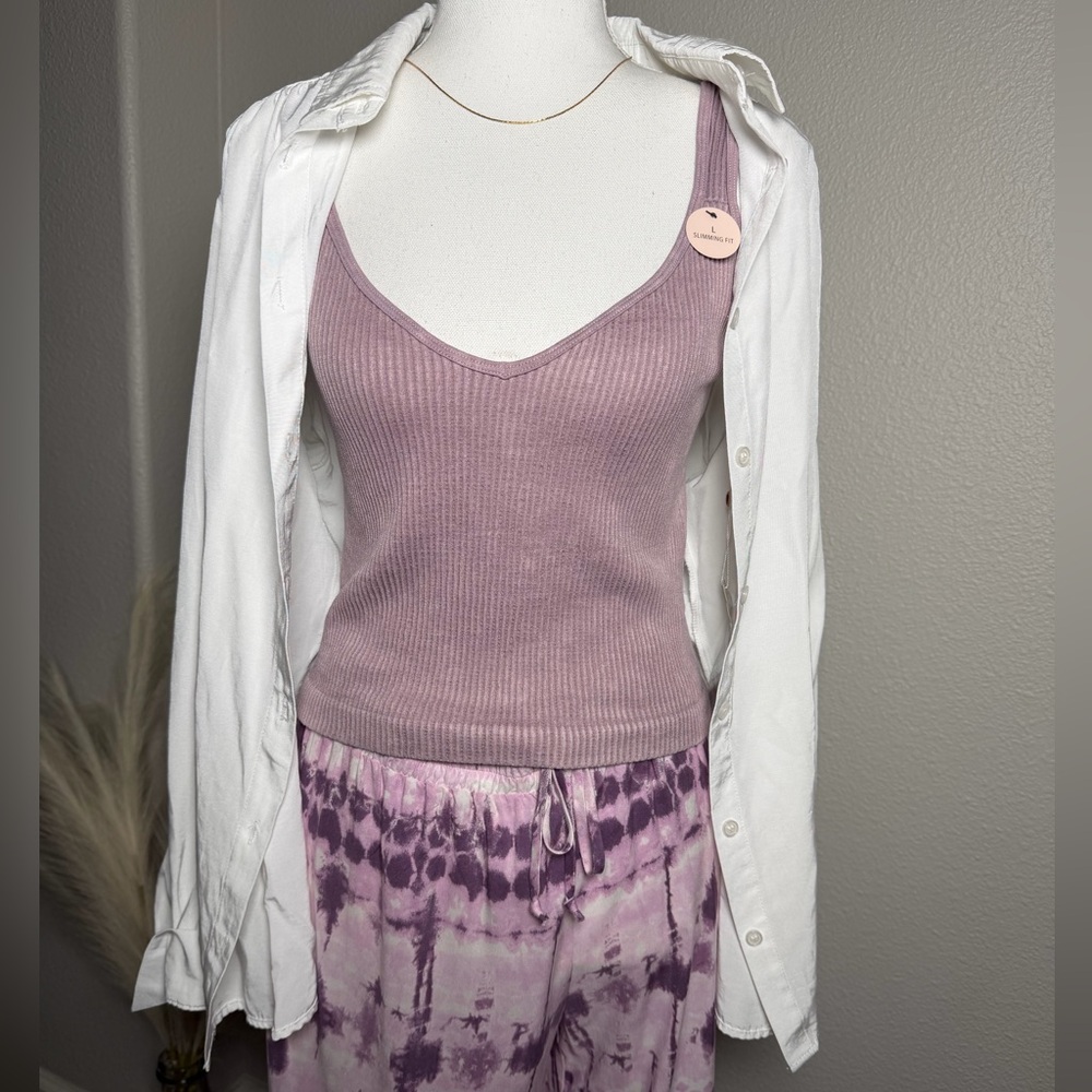 NWT - Lavender Ribbed Crop Tank Top